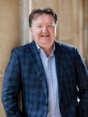 Prof Alastair McEwan