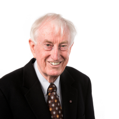 Portrait of Nobel Award-winning scientist and UQ alum, Laureate Professor Peter Doherty AO FRS FMedSci